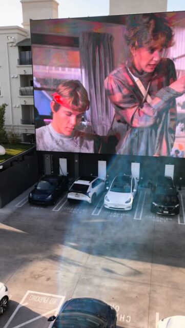Can't compete with @elonmusk #elonmusk big tv screen...haha